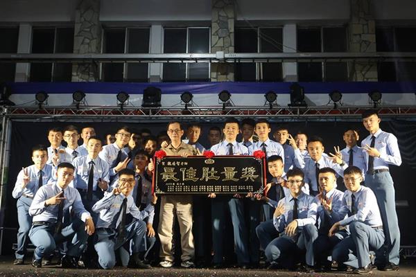 113年畢業班感恩敬師餐會, 共10張圖片