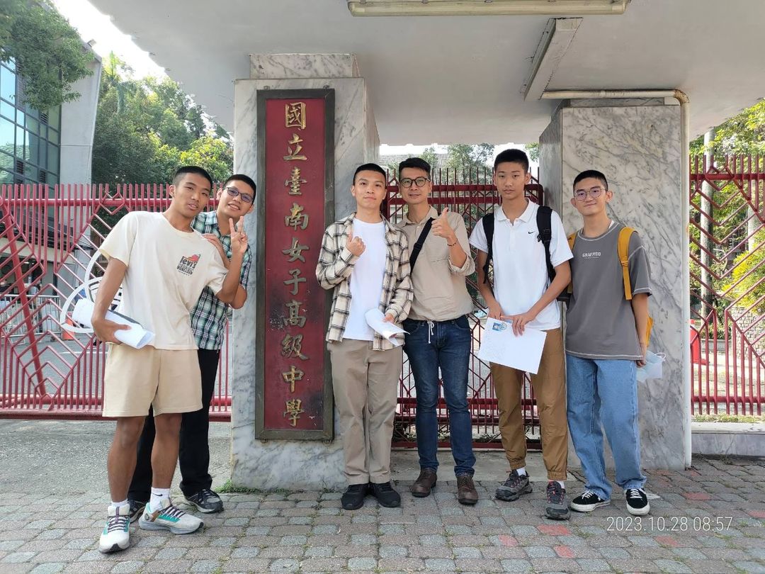 賀本校何威志同學參加「112學年度全國高級中等學校英文單字比賽」，榮獲佳作！